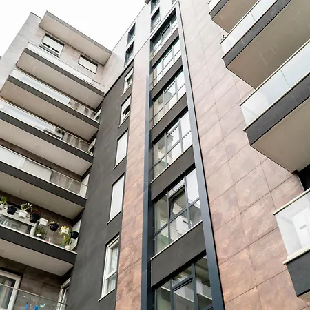 Apartman Signature 9 *