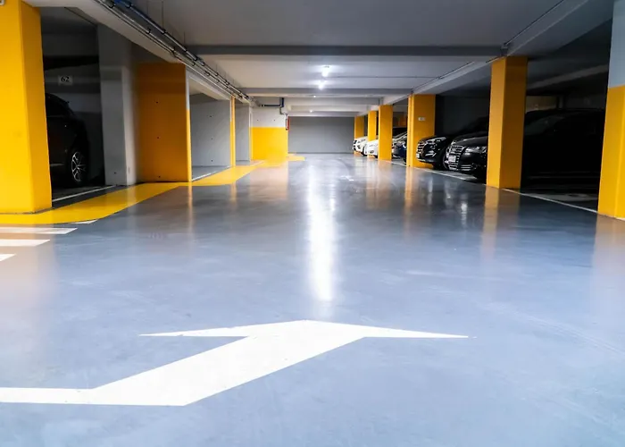 Signature 9 Tirana