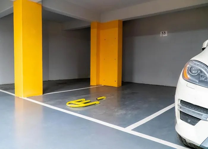 Signature 9 * تيرانا